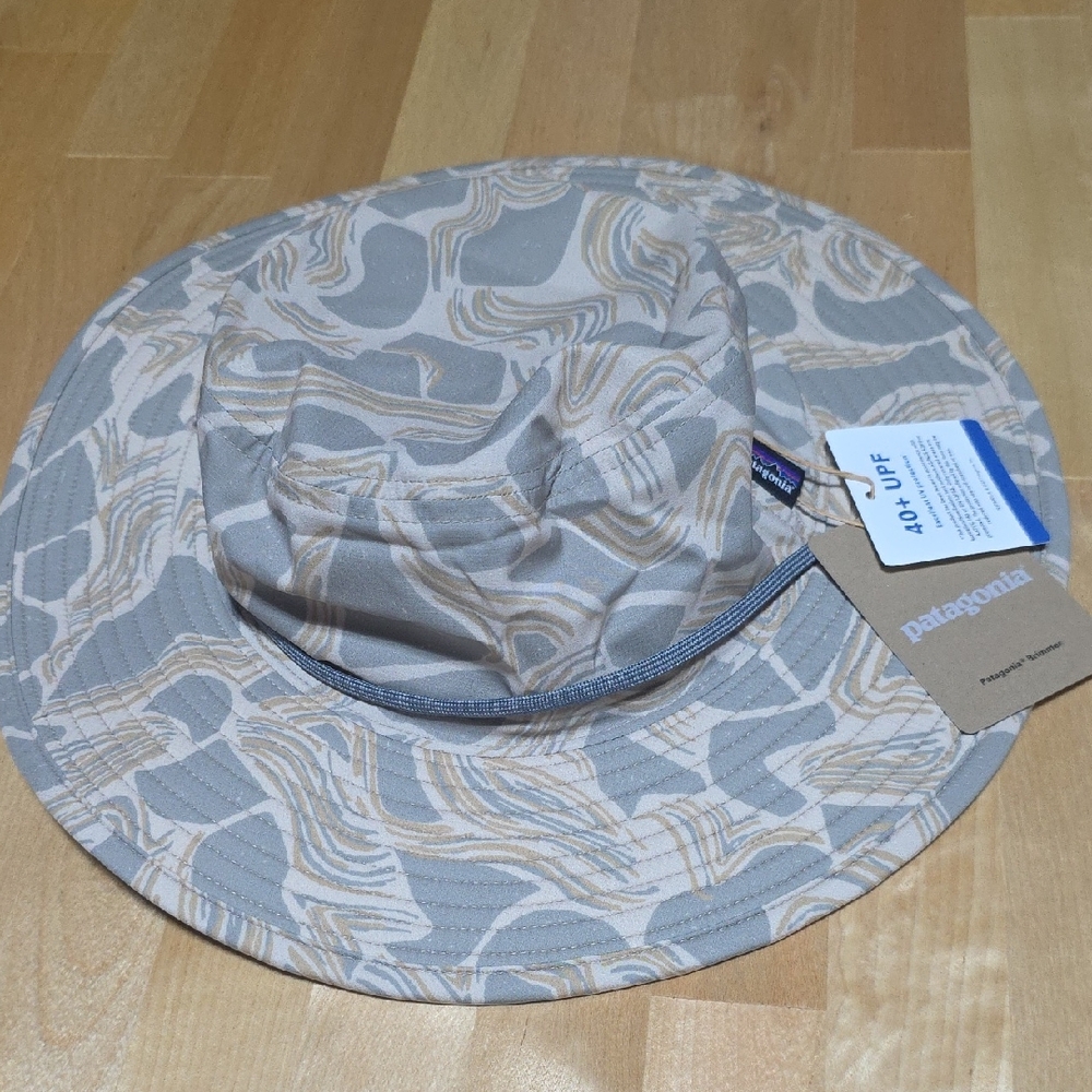 Patagonia Beige & Gray Patterned Sun Bucket Hat